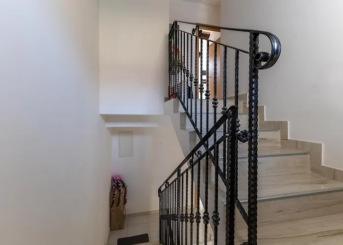 Vitoria On Joakim Square Пореч